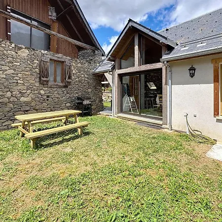 Maison Au Cœur De La Montagne Hébergement de vacances *